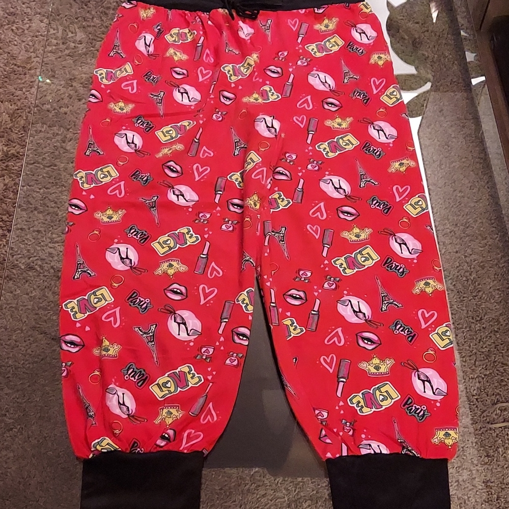 Betsy loungewear and sleepwear, size xxl.